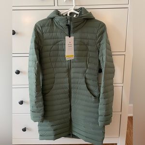Lululemon Pack It Down Long Jacket size 4 in Green Twill
